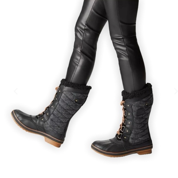 Sorel Women's Tofino™ II black and grey boots, size 10 - Picture 1 of 9